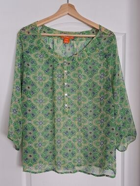 Joe Fresh Green Floral Henley Blouse